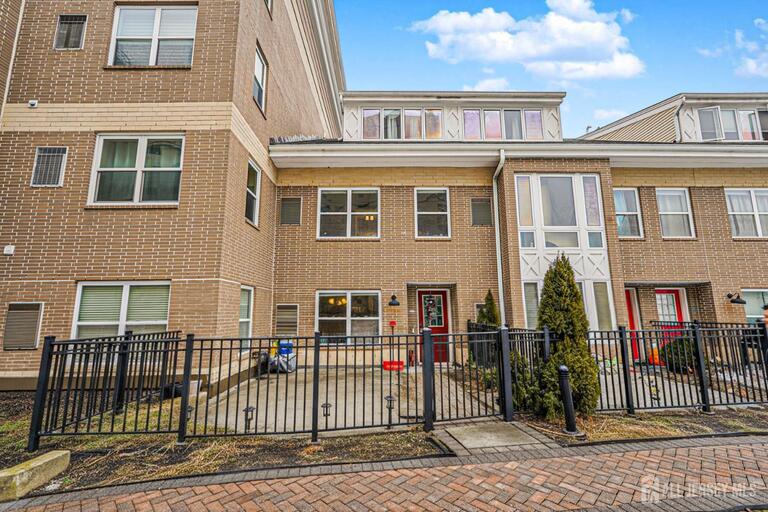 Photo 1 of 358 Rector Street # 308, Middlesex County NJ 08861, Middlesex County, NJ