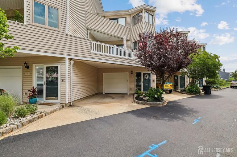 Photo 2 of 3 Newport Court, Long Branch NJ 07740, Long Branch, NJ