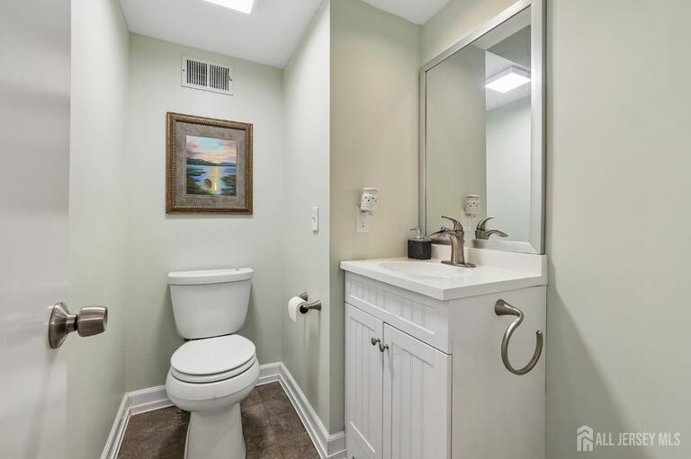 Photo 14 of 3 Newport Court, Long Branch NJ 07740, Long Branch, NJ