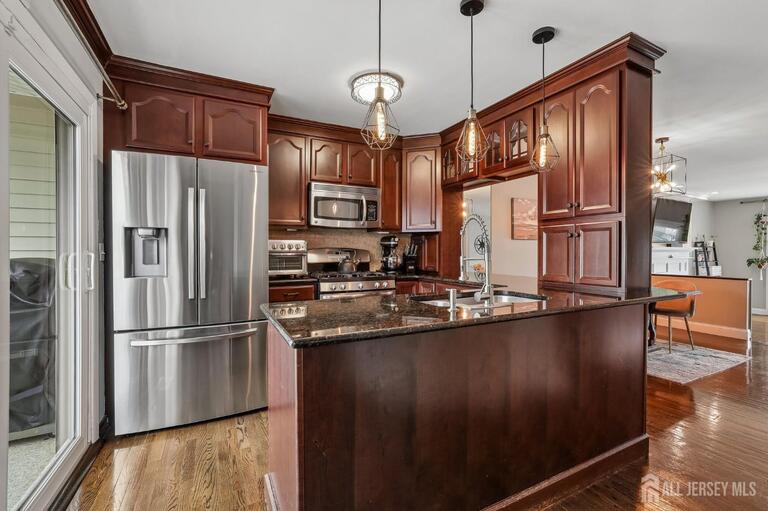 Photo 8 of 3 Newport Court, Long Branch NJ 07740, Long Branch, NJ