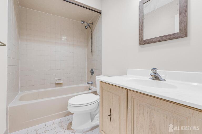 Photo 24 of 5101 Stonehedge Road # 5101, Edison NJ 08820, Edison, NJ