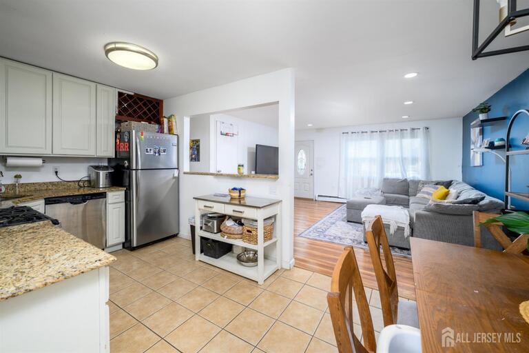 Photo 11 of 98 Daniel Street, Carteret NJ 07008, Carteret, NJ