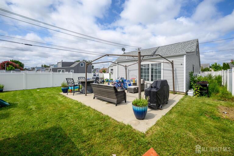 Photo 29 of 98 Daniel Street, Carteret NJ 07008, Carteret, NJ