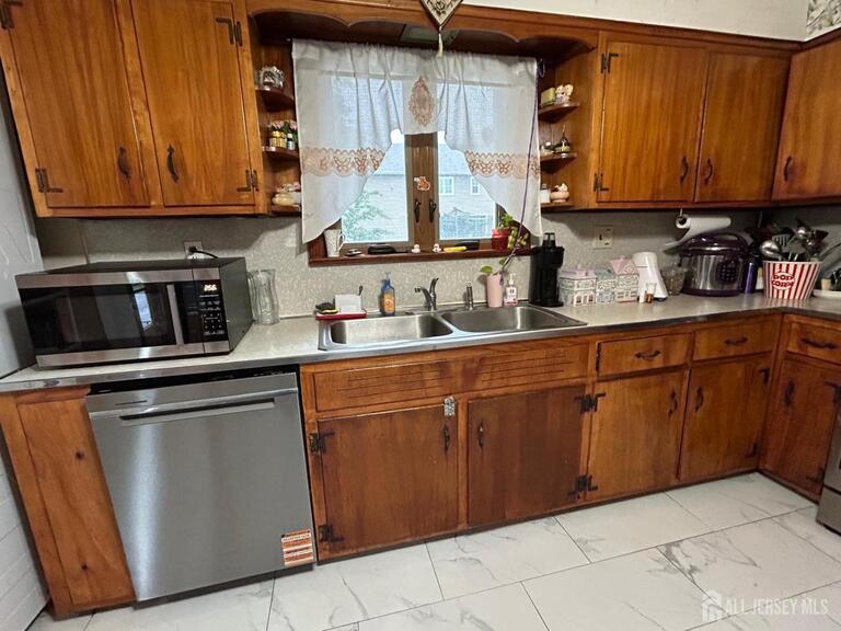 Photo 17 of 129 hampton Street, Metuchen NJ 08840, Metuchen, NJ