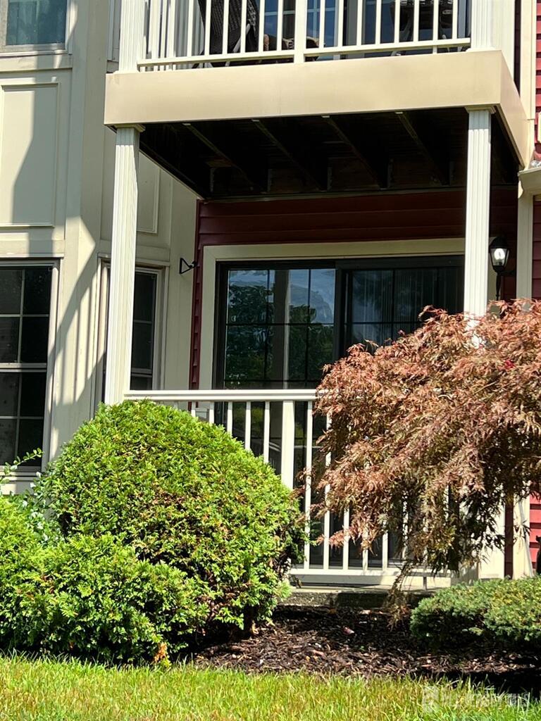 Photo 9 of 68 Crosspointe Drive, East Brunswick NJ 08816, East Brunswick, NJ