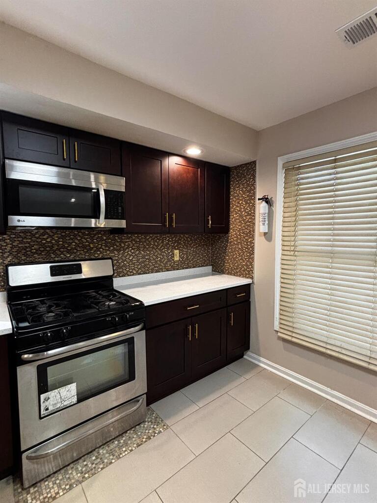 Photo 5 of 120 Magee Court, East Brunswick NJ 08816, East Brunswick, NJ
