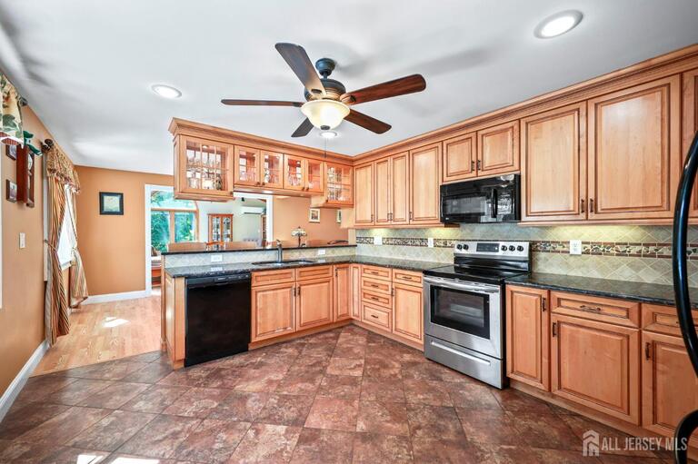 Photo 16 of 13 Tara Lin Drive, Hazlet NJ 07730, Hazlet, NJ