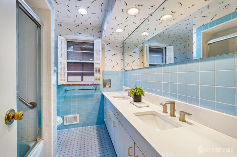 Photo 22 of 460 Harrison Avenue, Highland Park NJ 08904, Highland Park, NJ