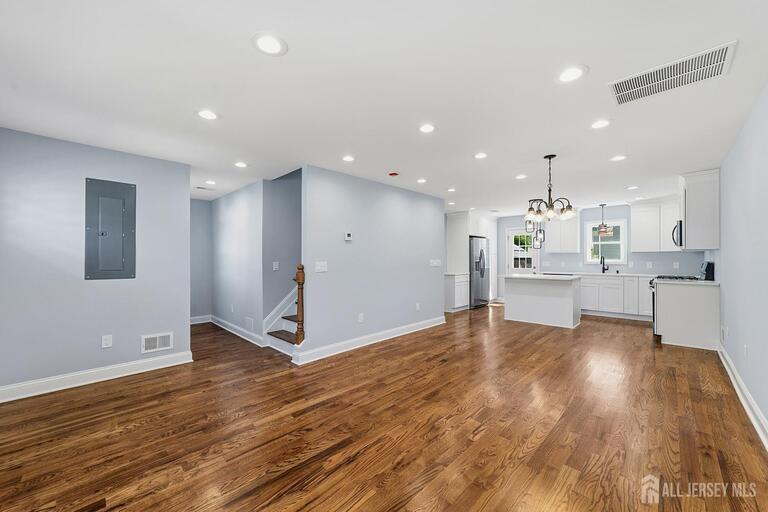 Photo 4 of 270 Alpine Way, Old Bridge NJ 08879, Old Bridge, NJ