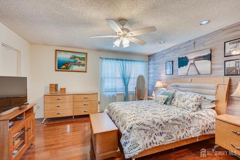 Photo 15 of 10 Woodmere Drive, Sayreville NJ 08859, Sayreville, NJ