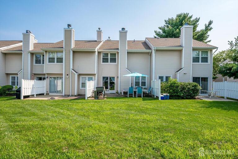 Photo 26 of 10 Woodmere Drive, Sayreville NJ 08859, Sayreville, NJ