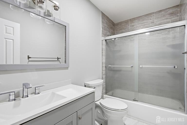 Photo 23 of 1 Lily Court, Edison NJ 08820, Edison, NJ