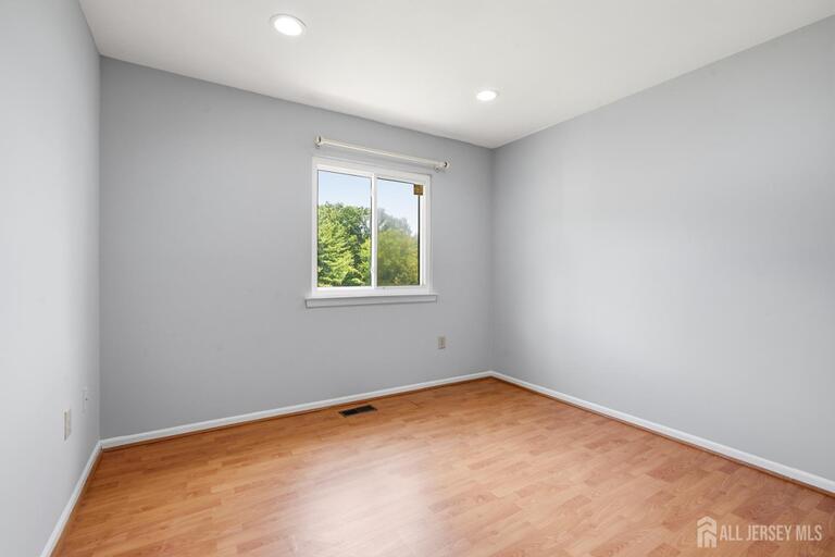 Photo 21 of 1 Lily Court, Edison NJ 08820, Edison, NJ