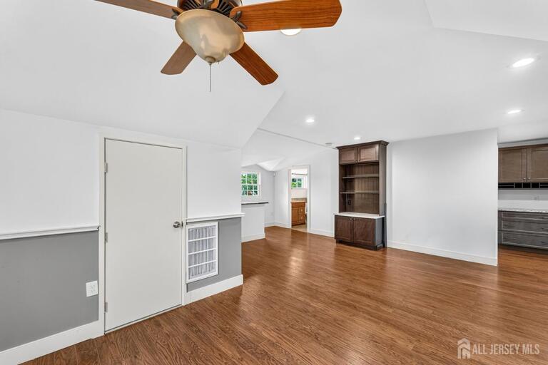 Photo 27 of 262 Prospect Avenue, Dunellen NJ 08812, Dunellen, NJ