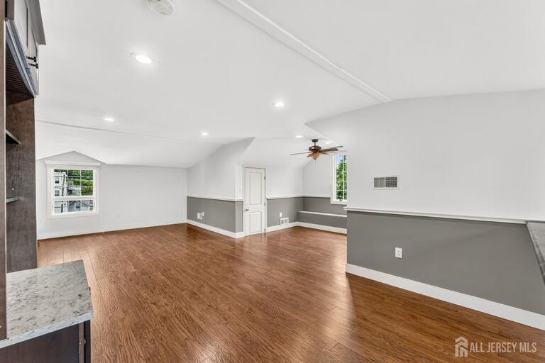 Photo 25 of 262 Prospect Avenue, Dunellen NJ 08812, Dunellen, NJ