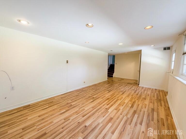 Photo 37 of 29 Devonshire Terrace, West Orange NJ 07052, West Orange, NJ