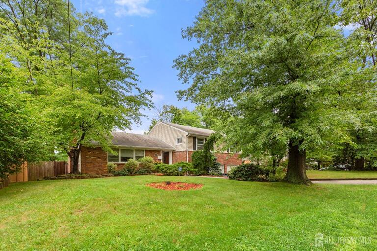 Photo 3 of 29 Devonshire Terrace, West Orange NJ 07052, West Orange, NJ