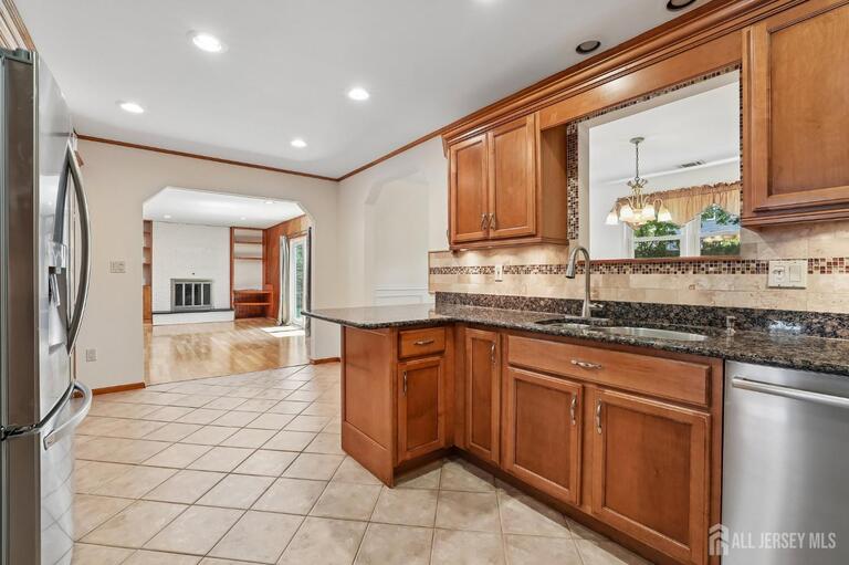 Photo 11 of 219 W 1st Street, Edison NJ 08820, Edison, NJ