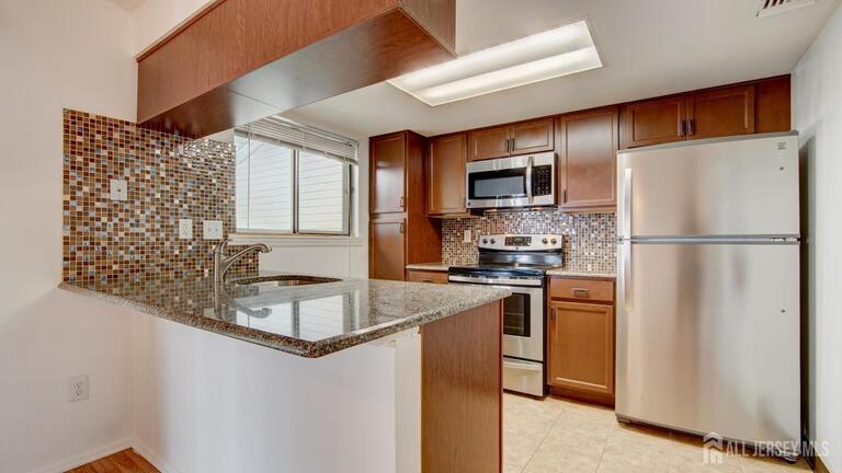 Photo 10 of 94 Salix Plaza # B, Monroe NJ 08831, Monroe, NJ