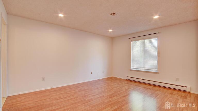 Photo 17 of 94 Salix Plaza # B, Monroe NJ 08831, Monroe, NJ