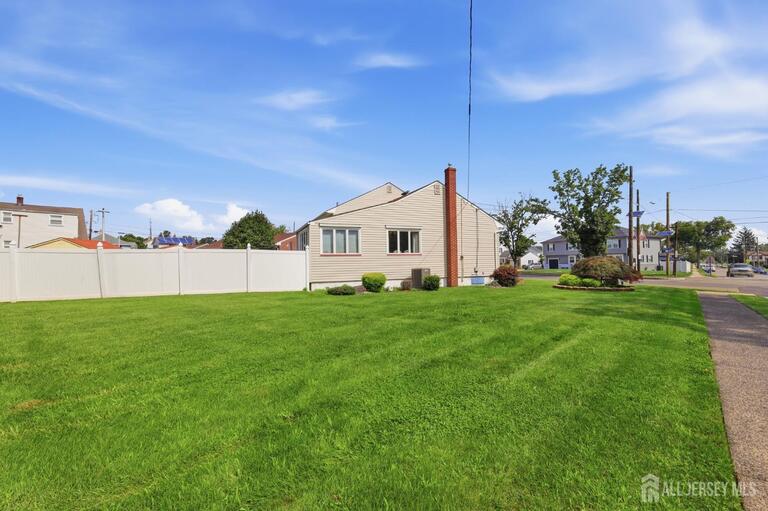 Photo 4 of 381 Carteret Avenue, Carteret NJ 07008, Carteret, NJ