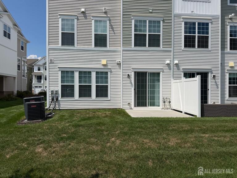 Photo 21 of 718 Station Road, Dunellen NJ 08812, Dunellen, NJ