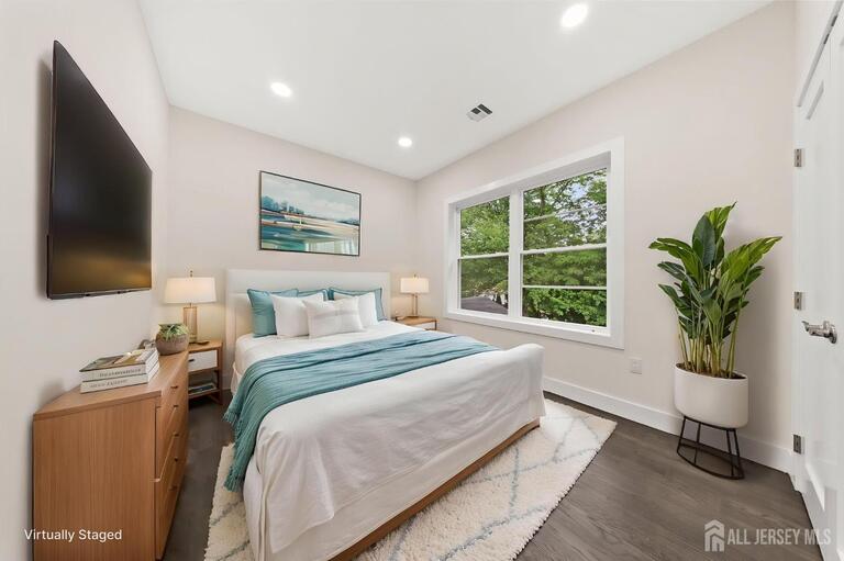 Photo 13 of 418 East Avenue, Northvale NJ 07647, Northvale, NJ