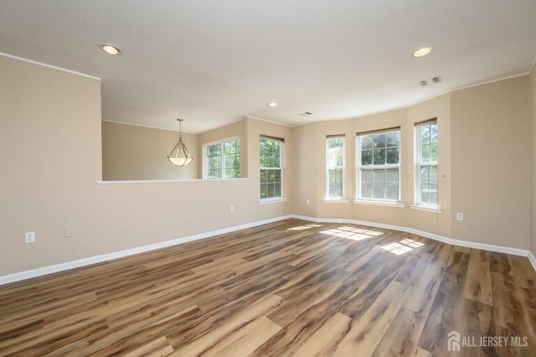 Photo 7 of 303 Pinelli Drive, Piscataway NJ 08854, Piscataway, NJ