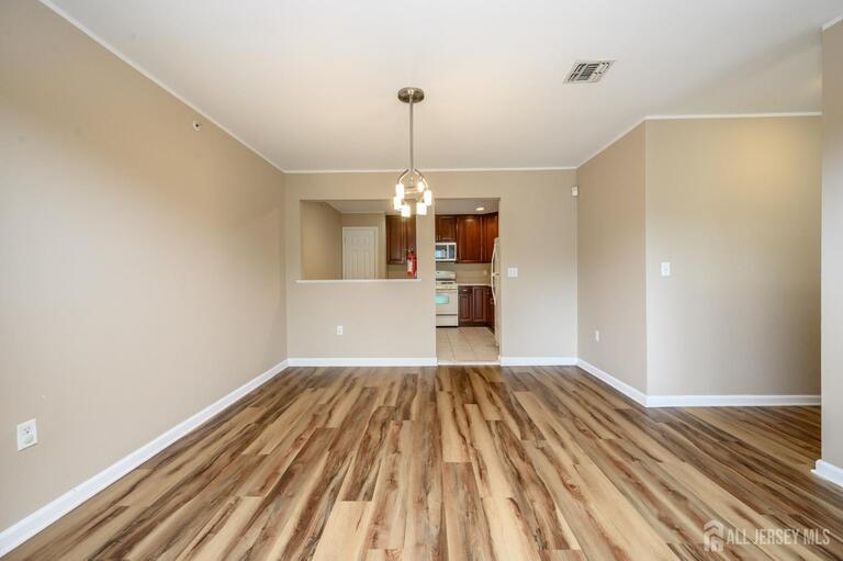 Photo 6 of 303 Pinelli Drive, Piscataway NJ 08854, Piscataway, NJ