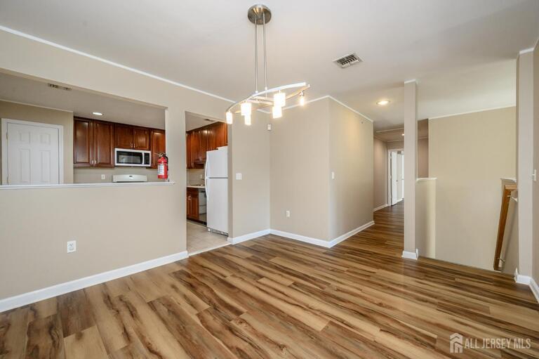 Photo 5 of 303 Pinelli Drive, Piscataway NJ 08854, Piscataway, NJ
