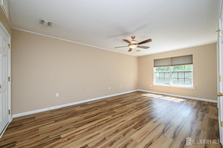 Photo 13 of 303 Pinelli Drive, Piscataway NJ 08854, Piscataway, NJ