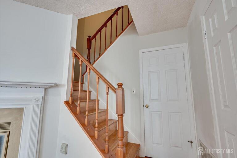 Photo 41 of 230 Kempsey Drive, North Brunswick NJ 08902, North Brunswick, NJ