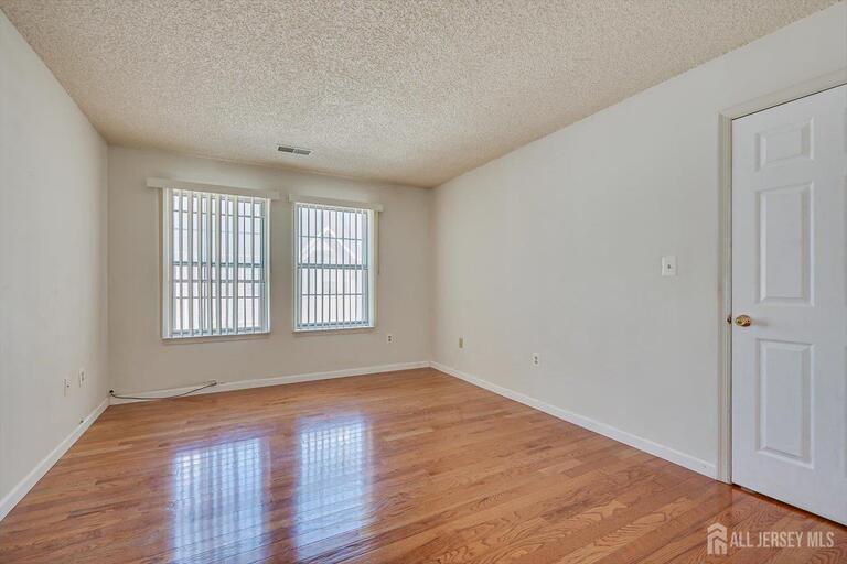 Photo 30 of 230 Kempsey Drive, North Brunswick NJ 08902, North Brunswick, NJ