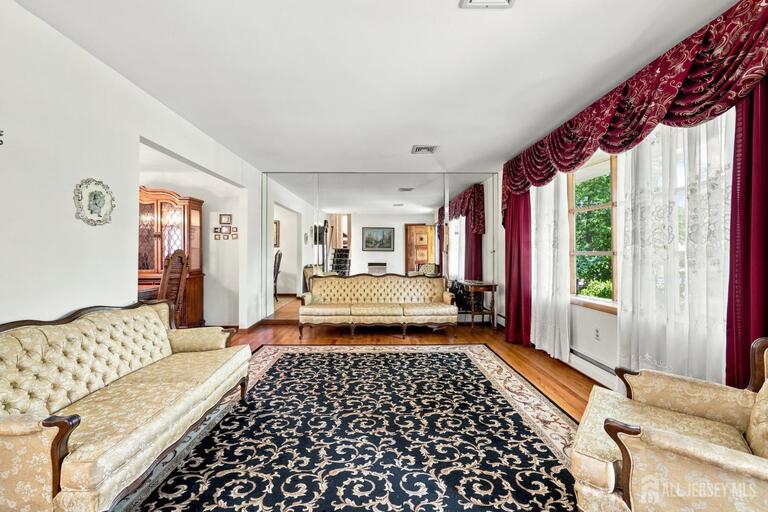 Photo 16 of 470 Blue Rige Avenue, Piscataway NJ 08854, Piscataway, NJ