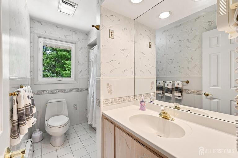 Photo 31 of 470 Blue Rige Avenue, Piscataway NJ 08854, Piscataway, NJ