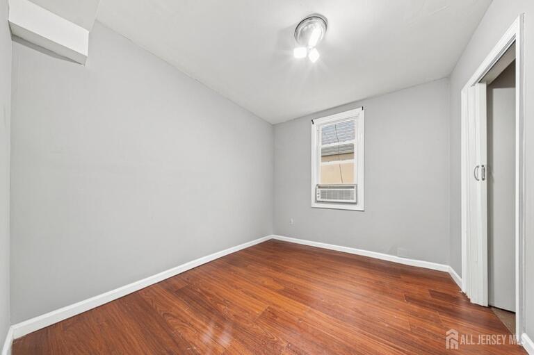 Photo 8 of 212 Port Avenue, Elizabeth NJ 07206, Elizabeth, NJ