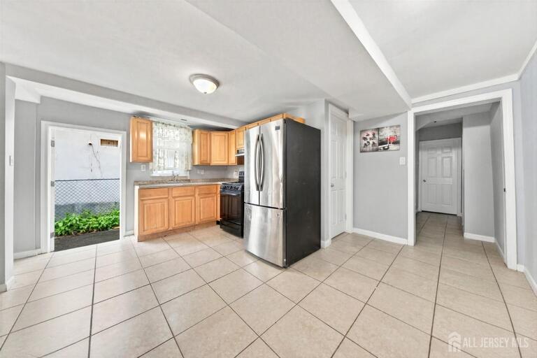 Photo 5 of 212 Port Avenue, Elizabeth NJ 07206, Elizabeth, NJ