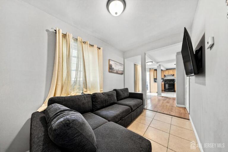 Photo 2 of 212 Port Avenue, Elizabeth NJ 07206, Elizabeth, NJ