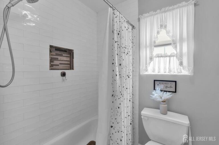 Photo 51 of 266 Thomas Street, Woodbridge Proper NJ 07095, Woodbridge Proper, NJ
