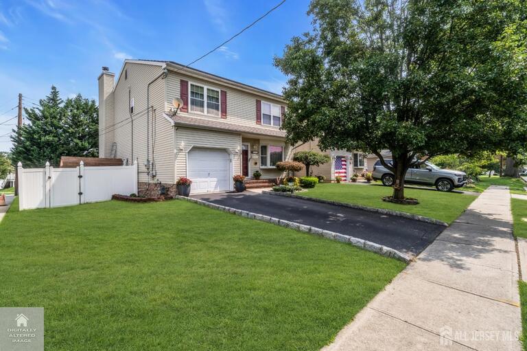 Photo 6 of 266 Thomas Street, Woodbridge Proper NJ 07095, Woodbridge Proper, NJ