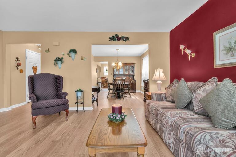 Photo 16 of 266 Thomas Street, Woodbridge Proper NJ 07095, Woodbridge Proper, NJ