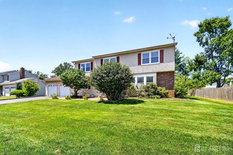 Photo 2 of 12 Mershon Lane, Plainsboro NJ 08536, Plainsboro, NJ