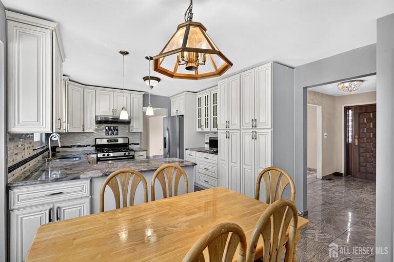 Photo 13 of 12 Mershon Lane, Plainsboro NJ 08536, Plainsboro, NJ