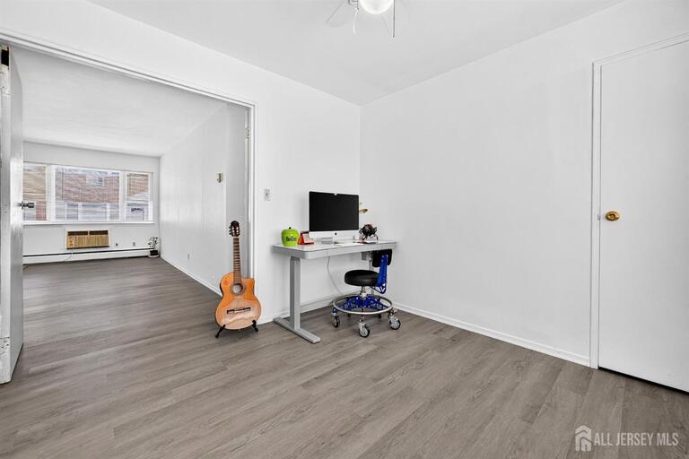 Photo 10 of 46 Gramercy Gardens # B, Middlesex NJ 08846, Middlesex, NJ