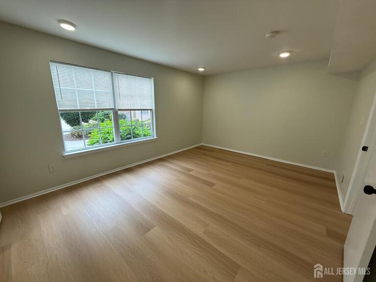 Photo 8 of 220 Copeley Way, North Brunswick NJ 08902, North Brunswick, NJ