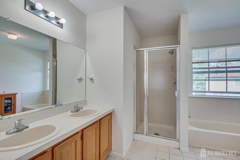 Photo 34 of 26 Brittany Way, South Brunswick NJ 08824, South Brunswick, NJ