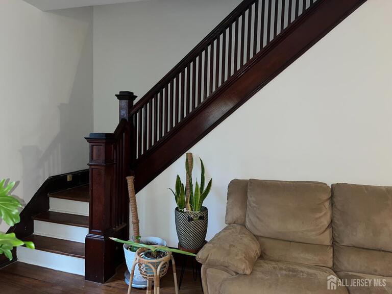 Photo 11 of 105 N 2nd Avenue, Highland Park NJ 08904, Highland Park, NJ