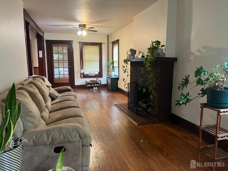 Photo 4 of 105 N 2nd Avenue, Highland Park NJ 08904, Highland Park, NJ