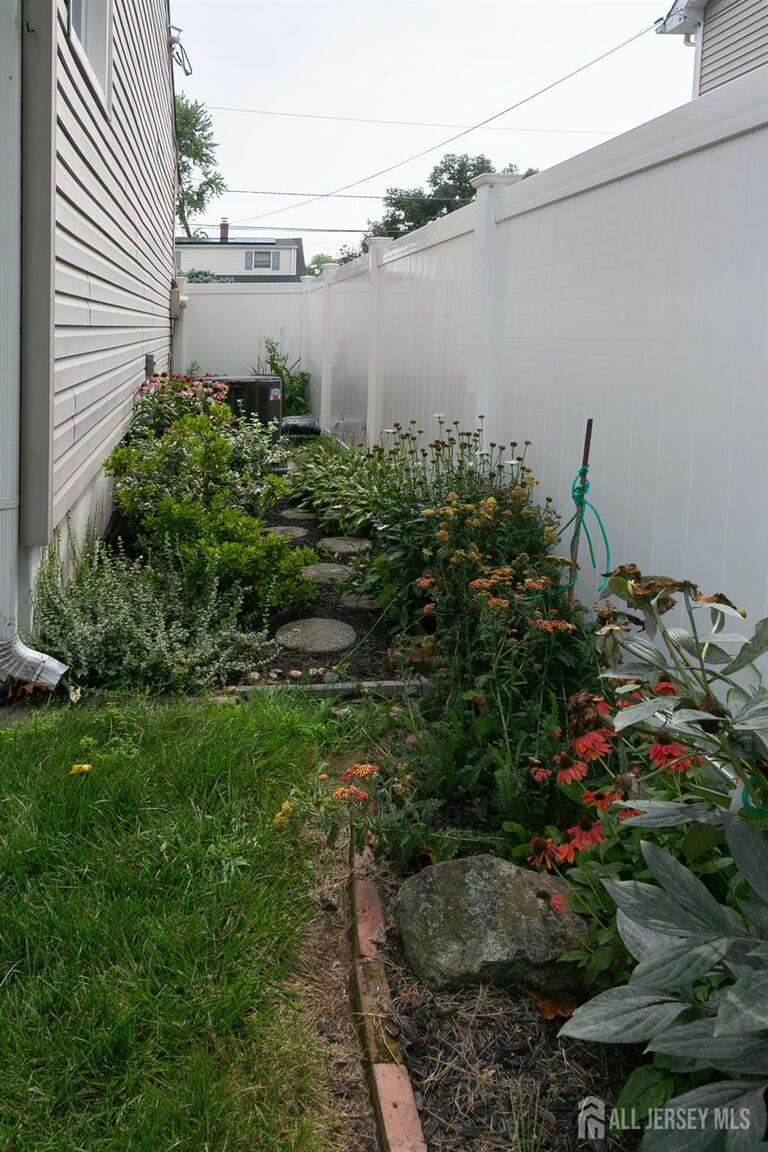 Photo 26 of 58 Schuyler Drive, Edison NJ 08817, Edison, NJ