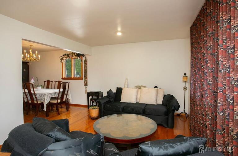 Photo 11 of 58 Schuyler Drive, Edison NJ 08817, Edison, NJ